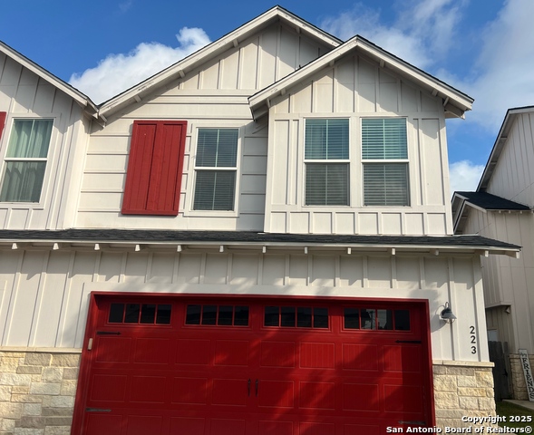 Details for 223 Sapphire  # 100, New Braunfels, TX 78130