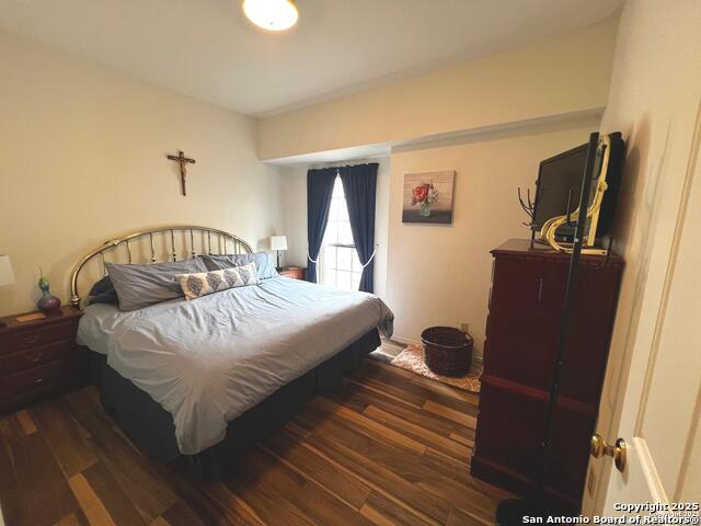 Image 10 of 26 For 11839 Parliament  2122