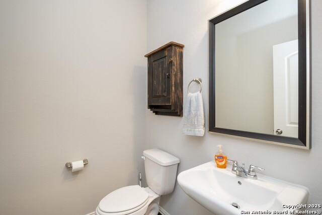 Image 21 of 42 For 27915 Dana Creek Dr