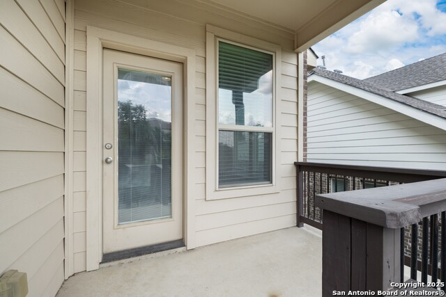 Image 34 of 42 For 27915 Dana Creek Dr