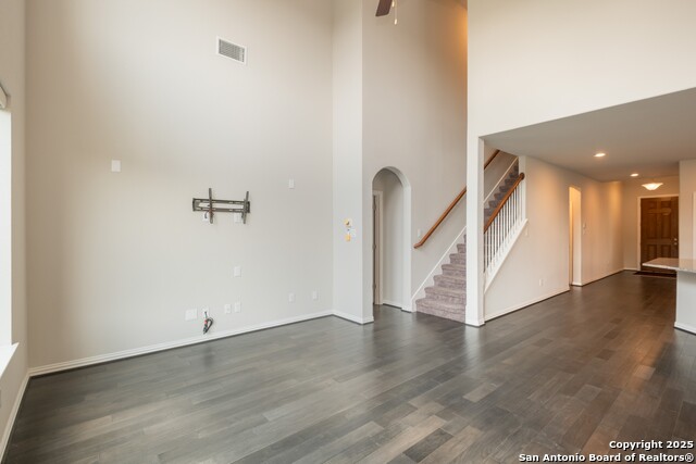 Image 6 of 42 For 27915 Dana Creek Dr