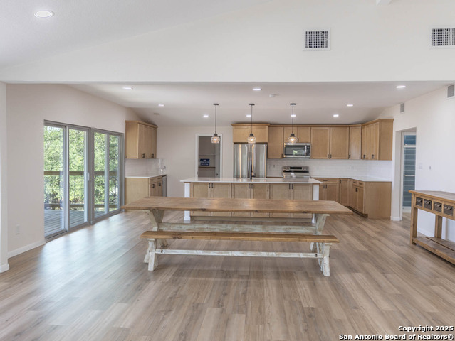 Image 10 of 30 For 268 White Oak