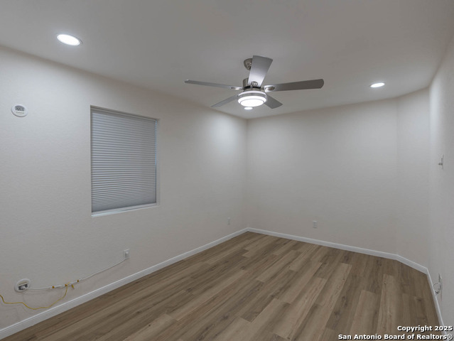 Image 15 of 30 For 268 White Oak