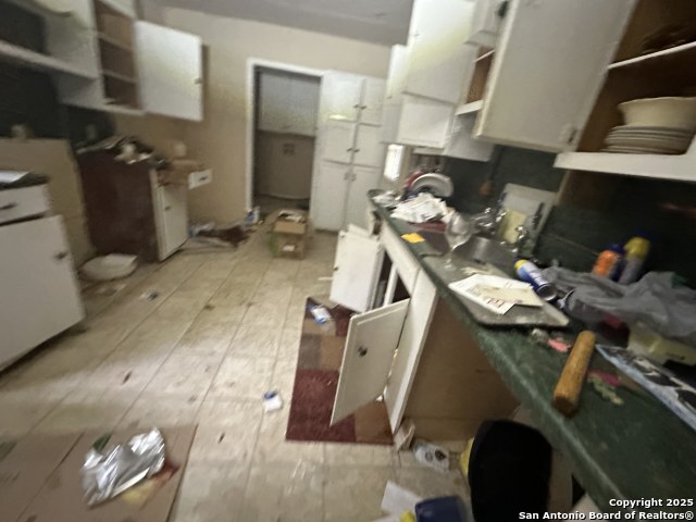 Image 8 of 17 For 405 9th S 