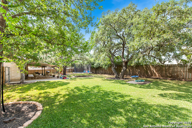 Image 32 of 40 For 6722 Lazyridge Dr