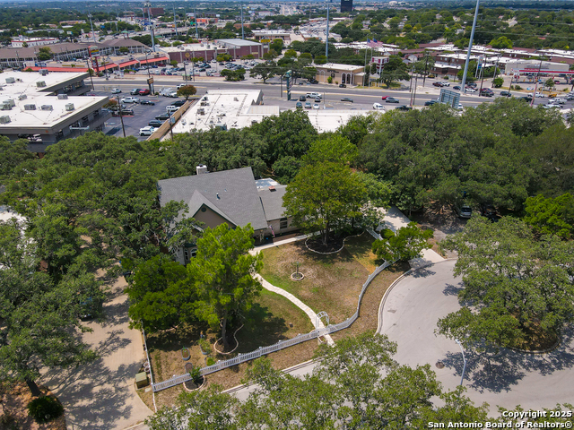 Image 36 of 40 For 6722 Lazyridge Dr