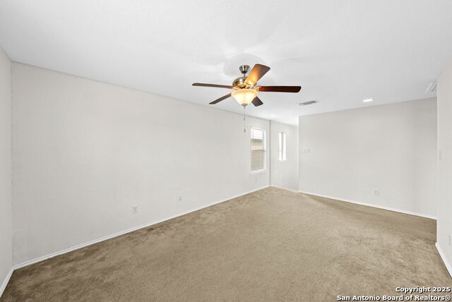 Listing photo id 18 for 4503 Stetson View
