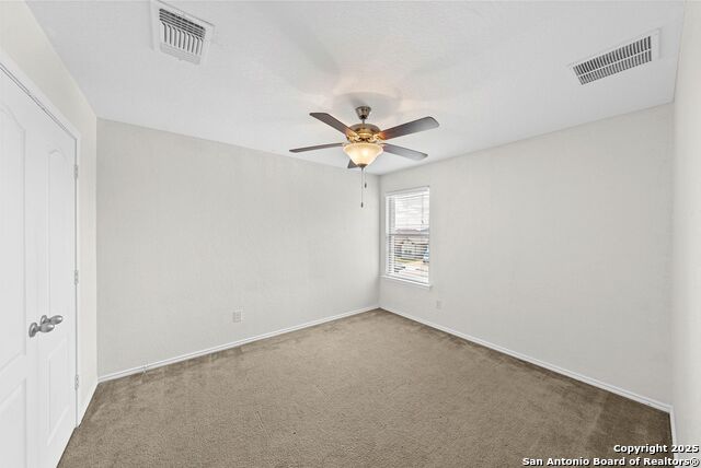 Listing photo id 25 for 4503 Stetson View