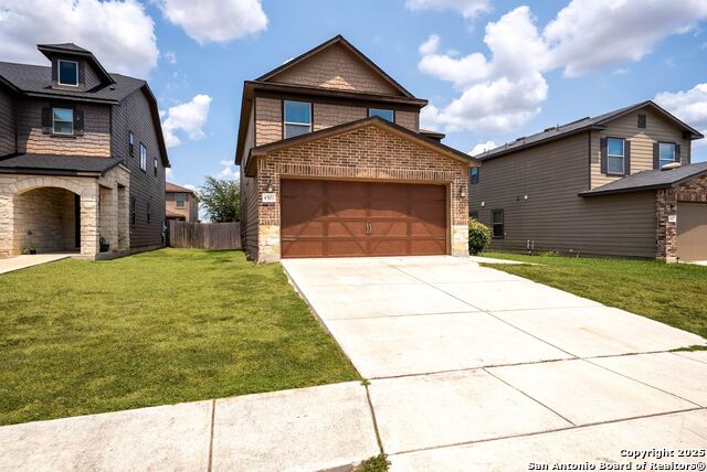 Listing photo id 1 for 4503 Stetson View