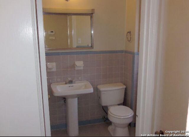 Image 13 of 25 For 413 Brees