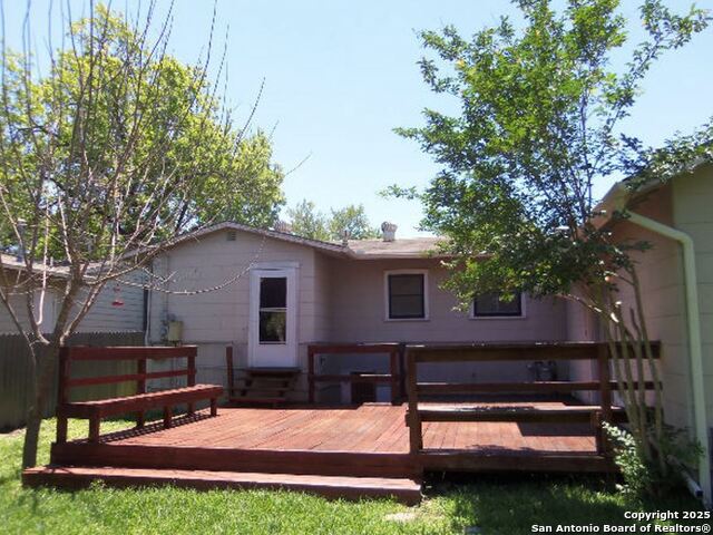 Image 17 of 25 For 413 Brees