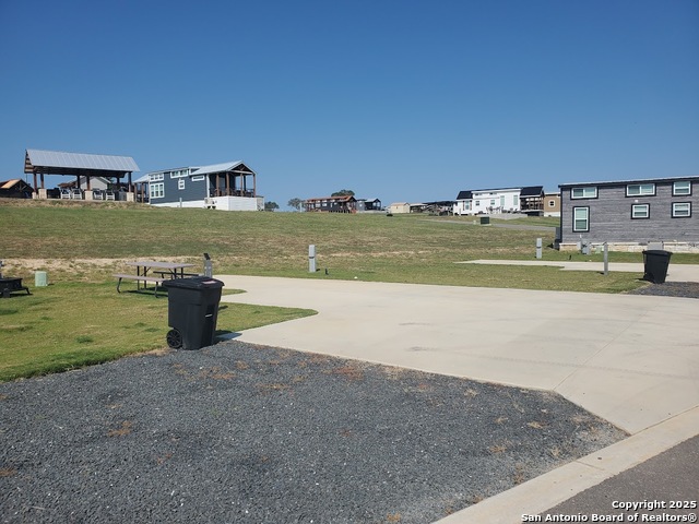 Image 3 of 13 For 5386 Ranch Road 1376 #142