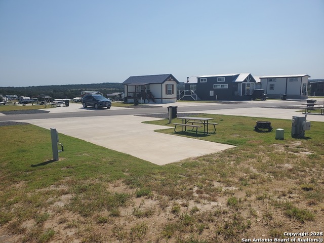 Image 8 of 13 For 5386 Ranch Road 1376 #142