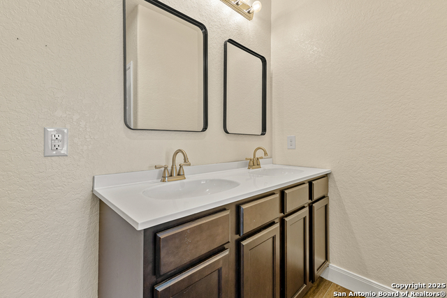 Listing photo id 18 for 195 Harville