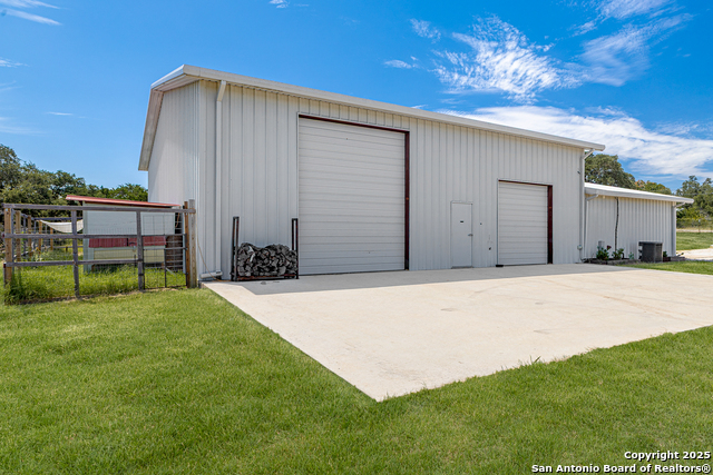 Listing photo id 24 for 195 Harville