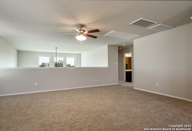 Listing photo id 18 for 1609 Ranch House
