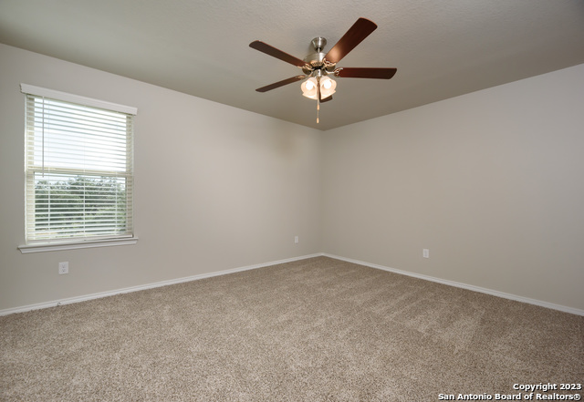 Listing photo id 19 for 1609 Ranch House