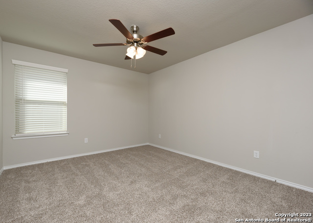 Listing photo id 21 for 1609 Ranch House