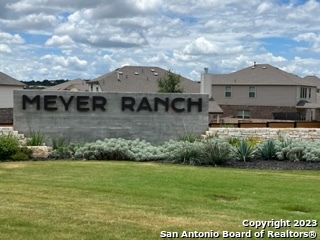 Listing photo id 32 for 1609 Ranch House