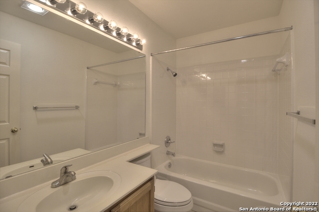 Image 11 of 13 For 9515 Black Thorn Ln