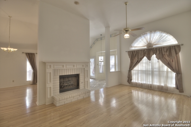 Image 2 of 13 For 9515 Black Thorn Ln