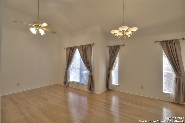 Image 4 of 13 For 9515 Black Thorn Ln