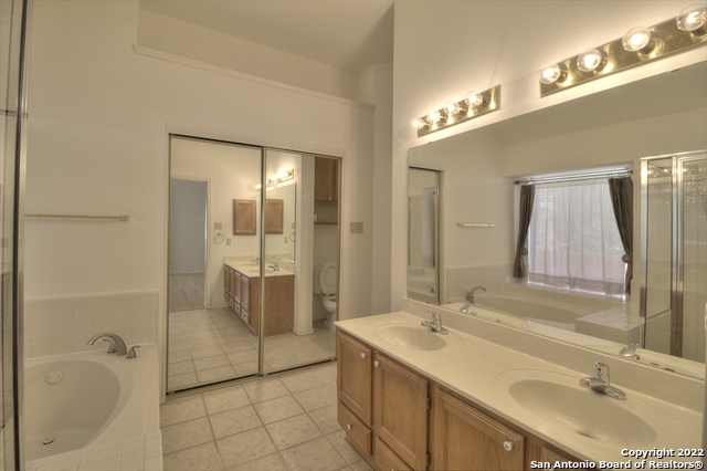 Image 8 of 13 For 9515 Black Thorn Ln