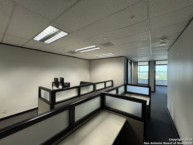 Listing photo id 8 for 13750 San Pedro 810