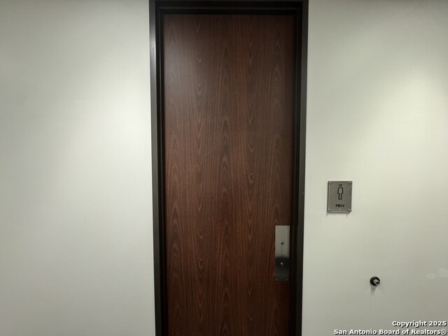 Listing photo id 25 for 13750 San Pedro 810