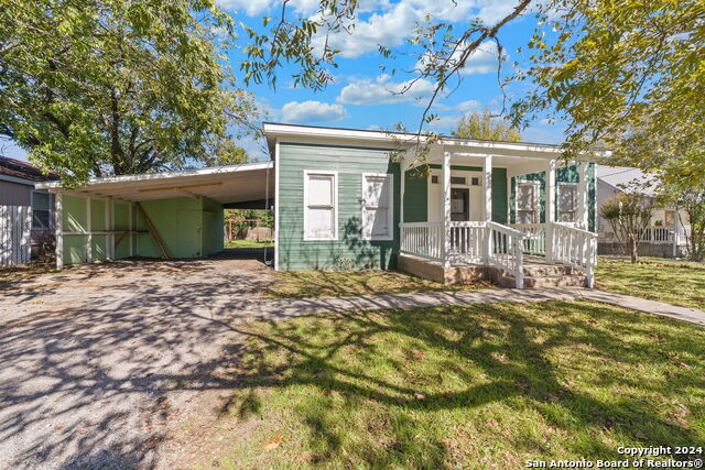 Image 3 of 22 For 114 Short St