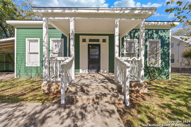 Image 4 of 22 For 114 Short St