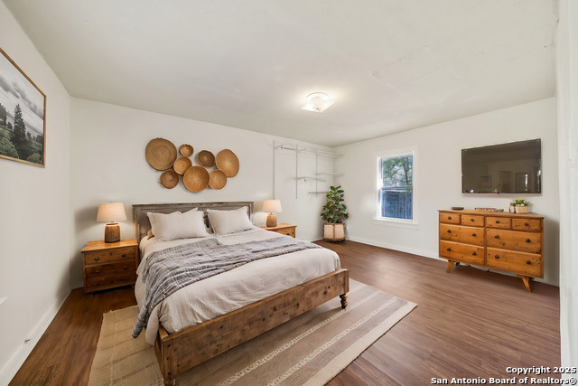 Image 9 of 22 For 114 Short St