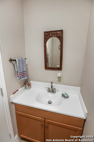 Image 26 of 46 For 2504 Schwab  