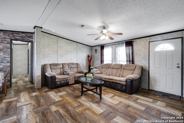 Image 5 of 31 For 146 Tejas Trail