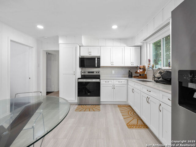Image 41 of 50 For 940 Mulberry