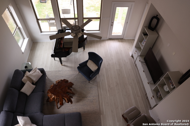 Image 17 of 33 For 8711 Bronc Dust