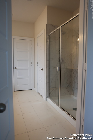 Image 23 of 33 For 8711 Bronc Dust