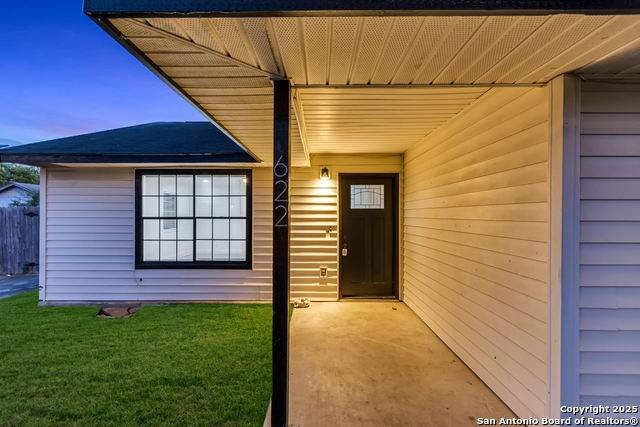 Image 3 of 24 For 622 Ansley  