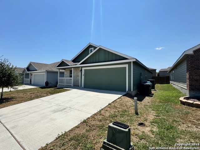 Image 3 of 36 For 8027 Chanting Bend