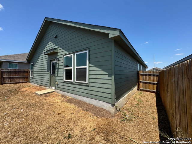 Image 34 of 36 For 8027 Chanting Bend