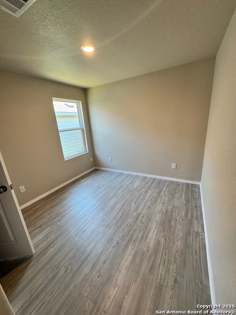 Image 9 of 36 For 8027 Chanting Bend