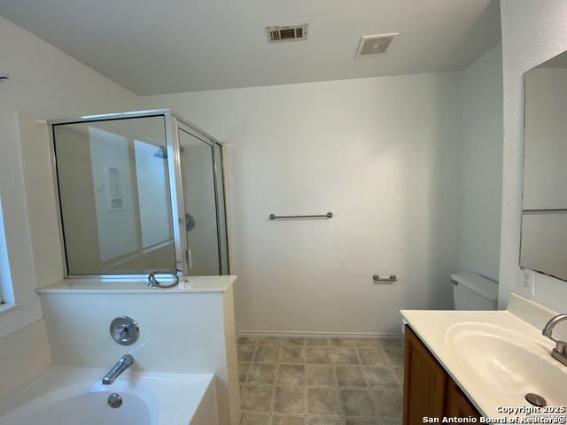 Image 13 of 26 For 5911 Twin Oaks
