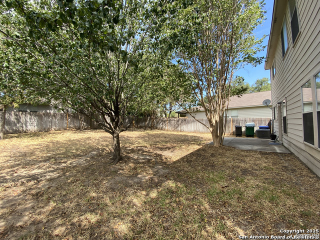 Image 20 of 26 For 5911 Twin Oaks
