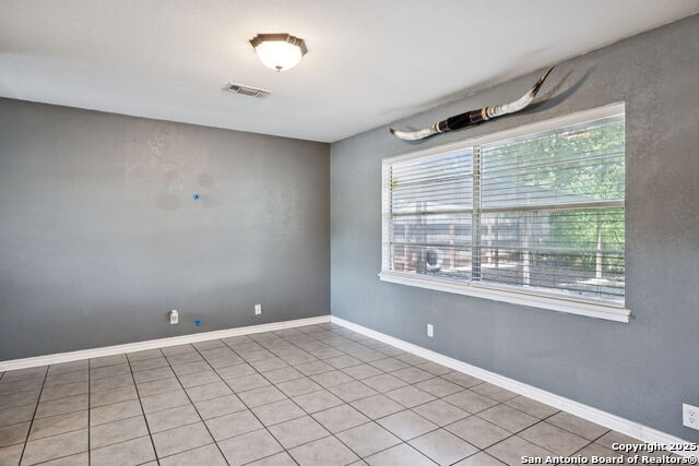 Image 36 of 40 For 111 Tropicana Pl