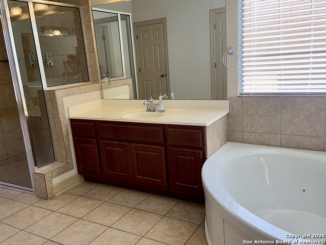 Image 24 of 41 For 1119 Via Belcanto