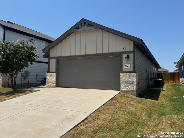 Image 2 of 27 For 9927 Rancho Real