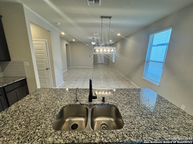 Image 9 of 27 For 9927 Rancho Real