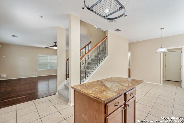 Listing photo id 13 for 9550 Nueces Canyon