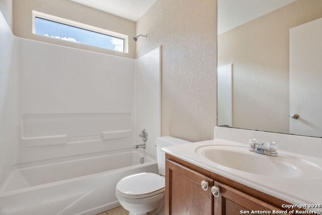 Listing photo id 24 for 9550 Nueces Canyon