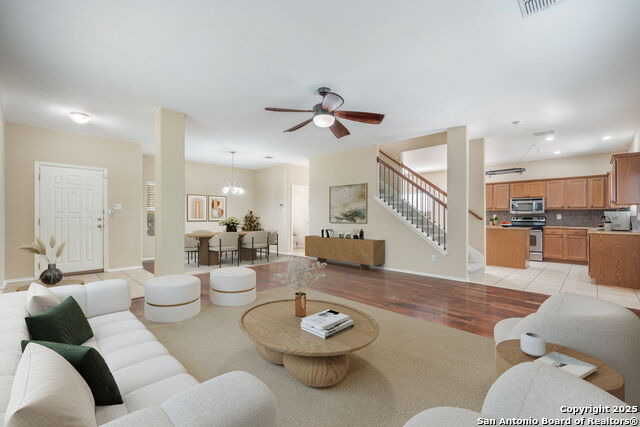 Listing photo id 3 for 9550 Nueces Canyon